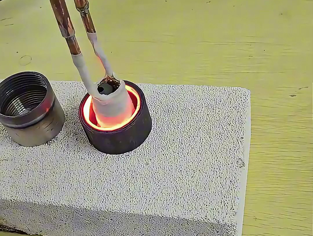 不同材質金屬內孔加熱測試：同用改裝軟鏈接設備，加熱速度差異直觀看