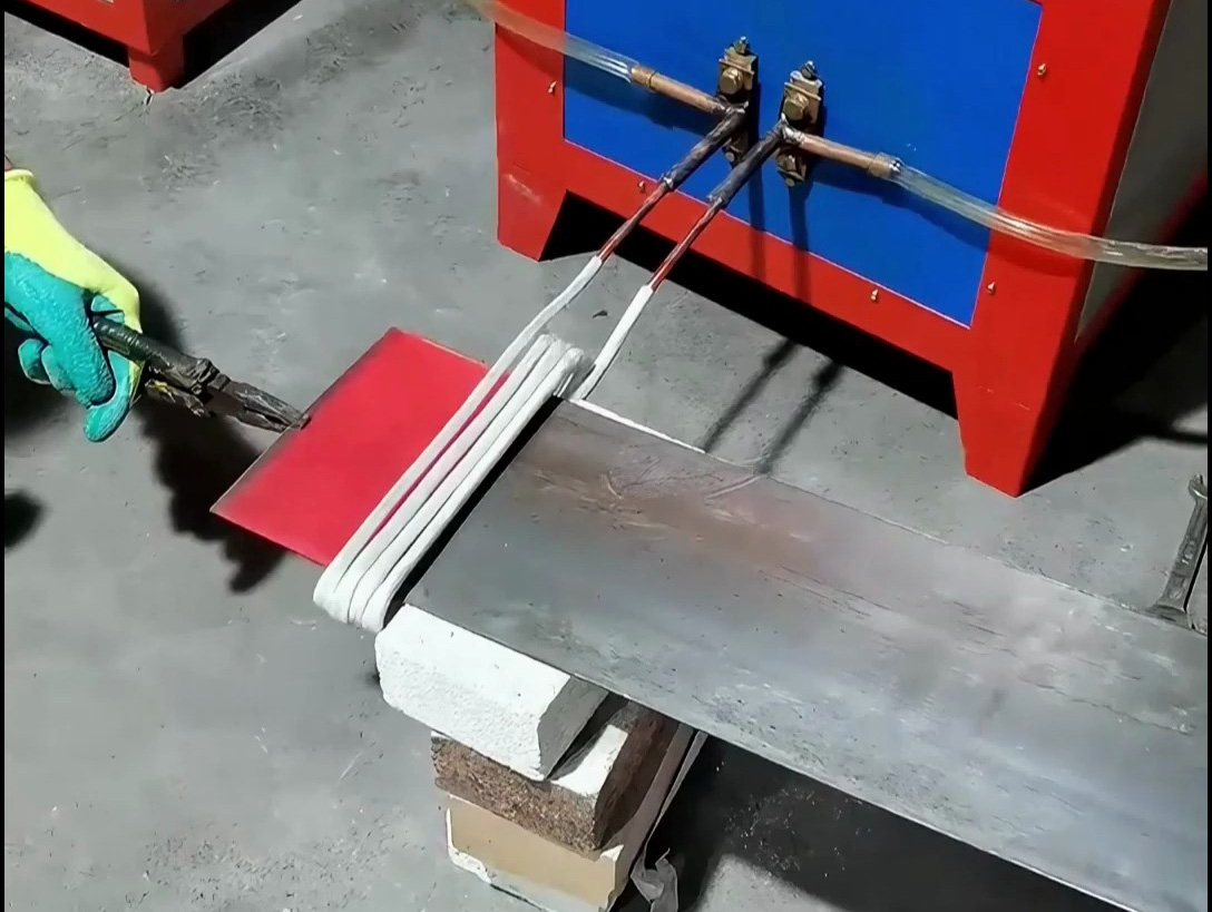 ?超音頻感應加熱技術讓退火更高效！金屬板在線退火模擬作業