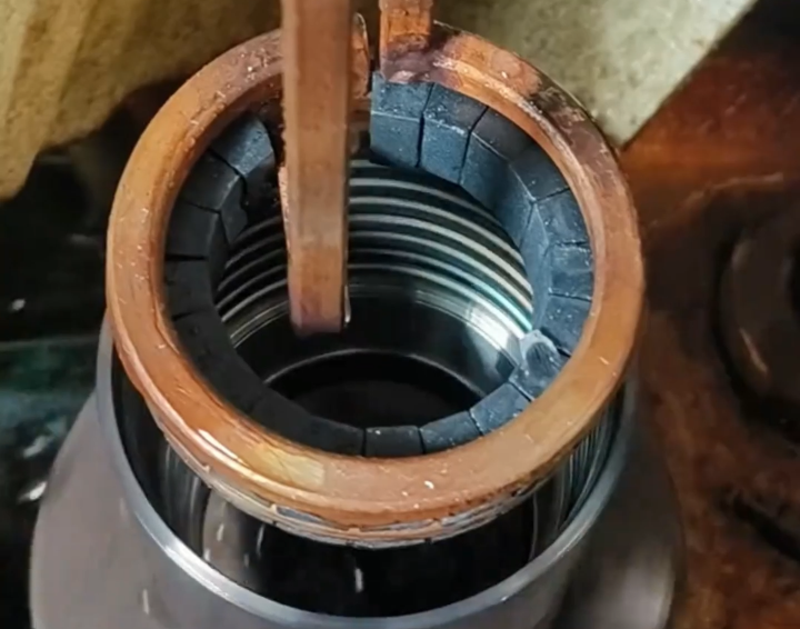 海瑞拓內孔專用高頻淬火機床，鋼套內孔硬化標準化方案