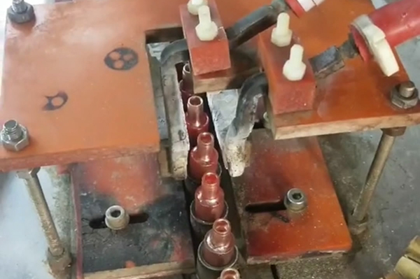 銅管焊接，高頻釬焊機自動化釬焊銅接頭
